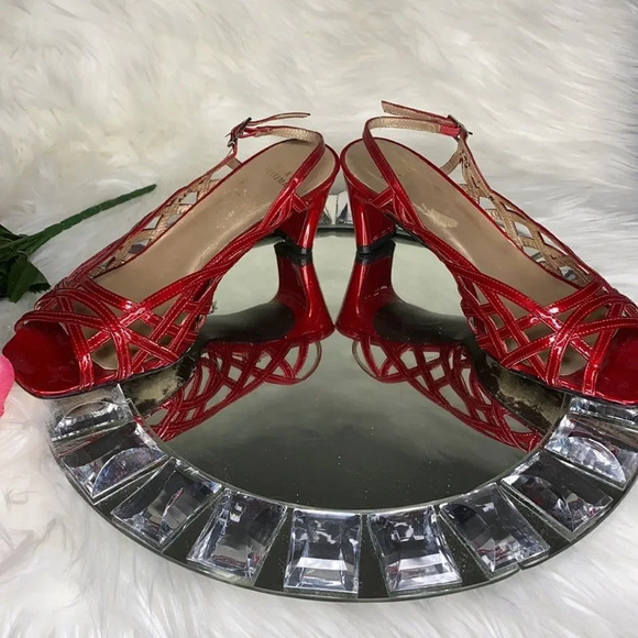 Stuart Weitzman Red Patent Cut Out Leather Open Toe Sandal Heels - Picture 3 of 7